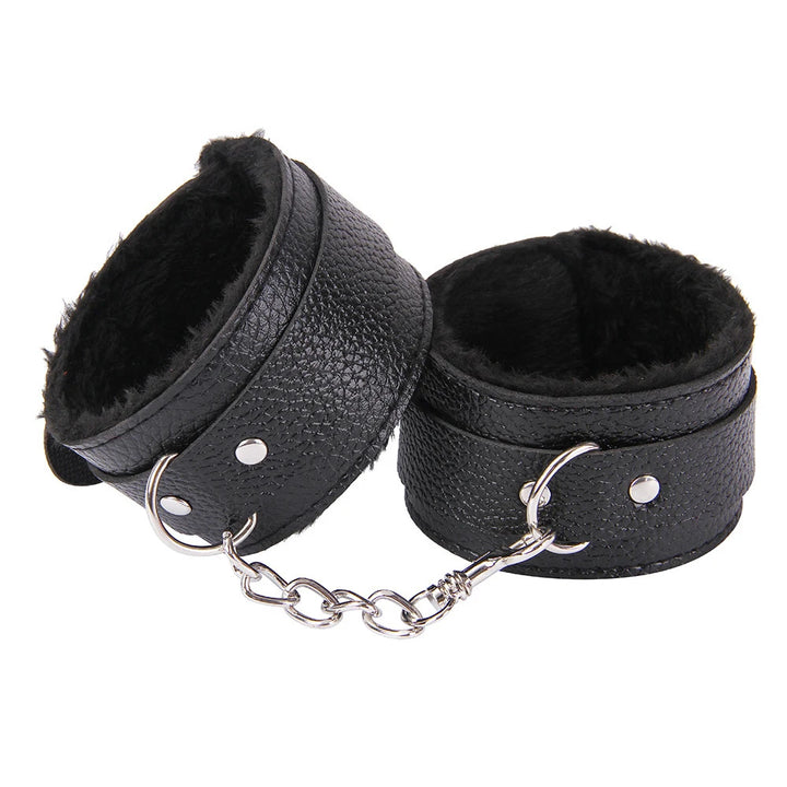 Romulus sex toyshop adults toys store black handcuff kinky toys bdsm equipment bondage kits